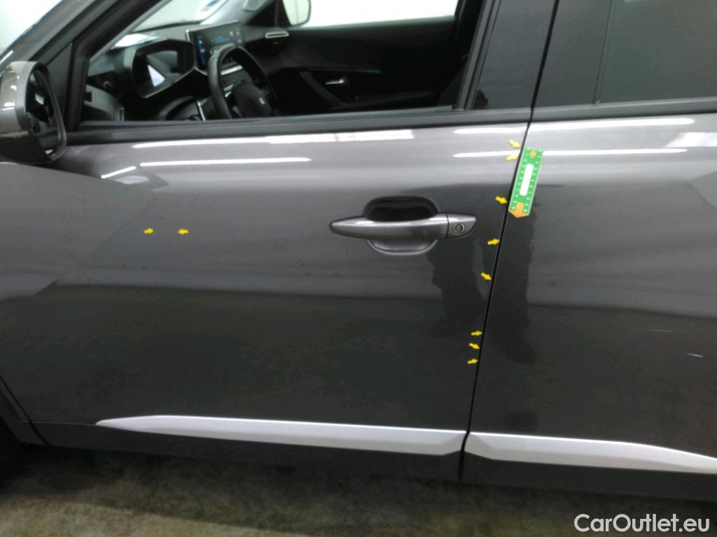  Peugeot  2008  Allure Business 1.2 PureTech 130CV BVA8 E6d #26