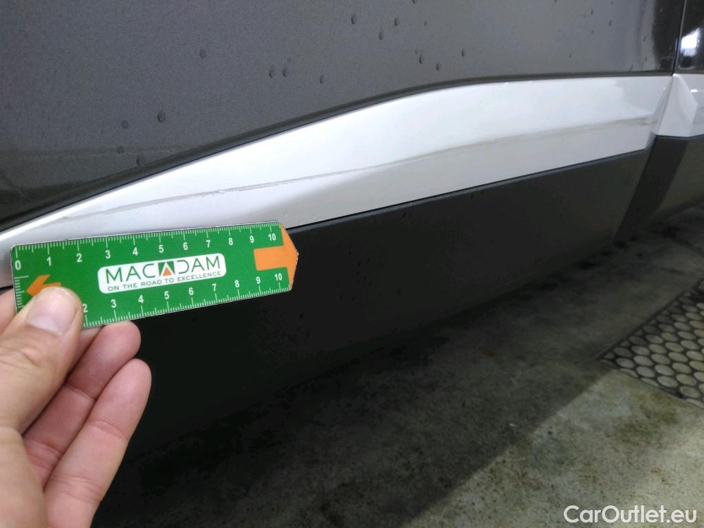  Peugeot  2008  Allure Business 1.2 PureTech 130CV BVA8 E6d #40