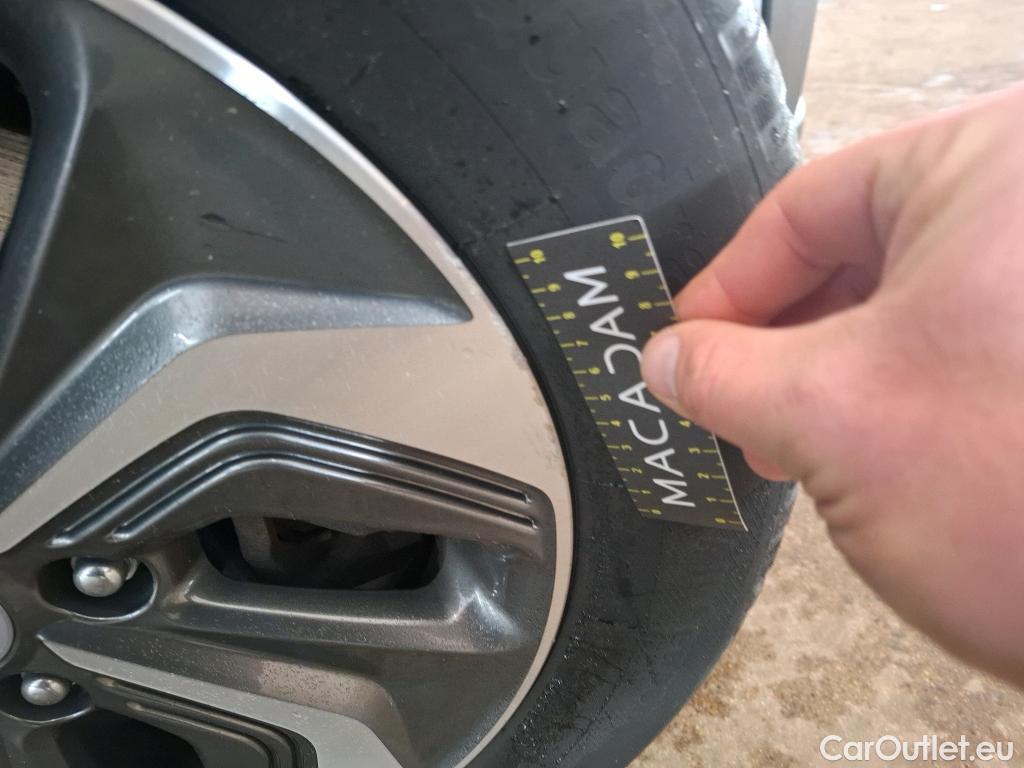  Hyundai  Konna Kona Business Hybrid 2WD 1.6 GDI 140CV BVA6 E6d #16