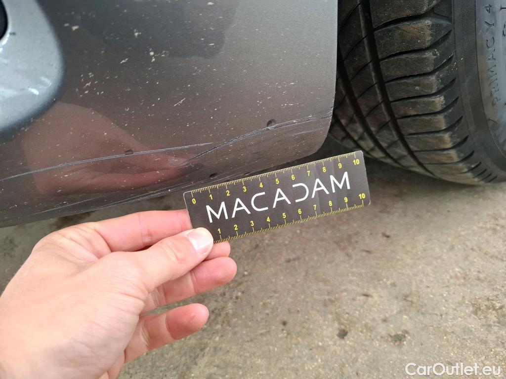  Mercedes  A-Klasse MERCEDES-BENZ Classe A Compact / 2018 / 5P / Berline A 180 d Business Line #9