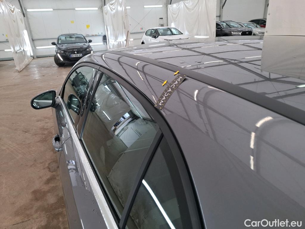  Mercedes  A-Klasse MERCEDES-BENZ Classe A Compact / 2018 / 5P / Berline A 180 d Business Line #11