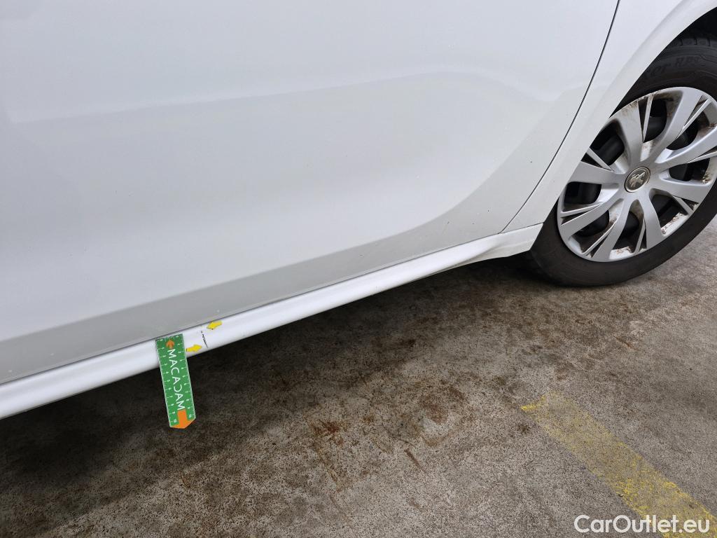  Peugeot  208  Affaire Premium Pack 1.5 HDi 100CV BVM5 E6dT #42