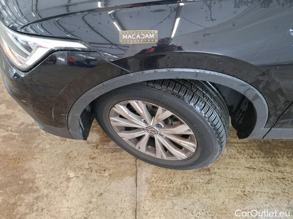  Volkswagen  Tiguan VOLKSWAGEN  / 2020 / 5P / SUV 2.0 TDI 150 DSG7 Life Business #27