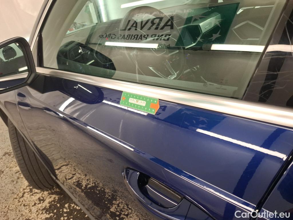  Audi  Q3 AUDI  / 2018 / 5P / SUV 35 TFSI 150 MHEV S TRONIC DESIGN #13