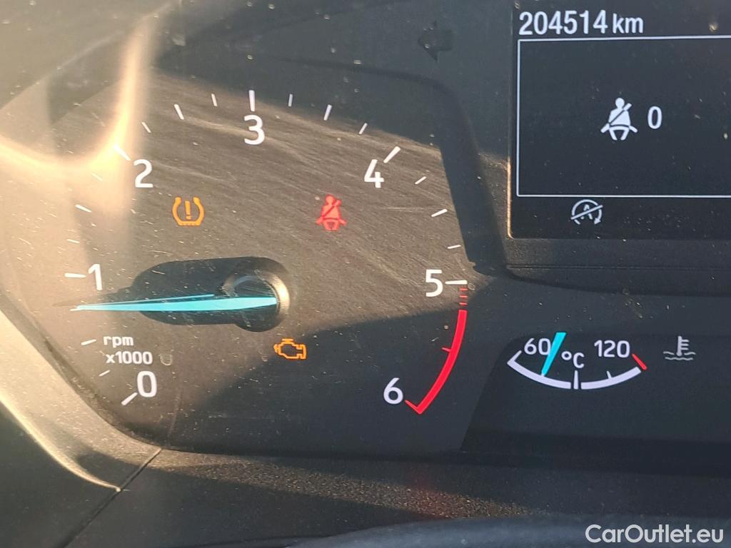  Ford  Focus FORD  / 2018 / 5P / berlina con portón 1.5 Ecoblue 88kW Trend+ #45