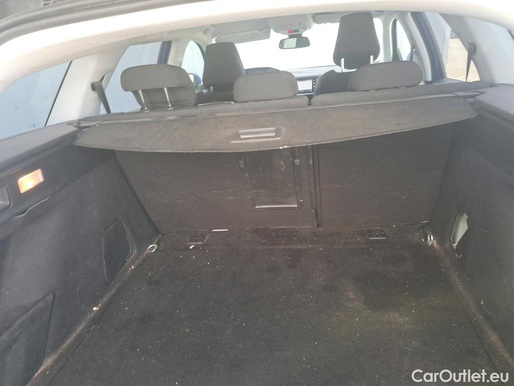  Peugeot  308 PEUGEOT  / 2017 / 5P / familiar SW Allure Pack BlueHDI 130 S&S EAT8 #14