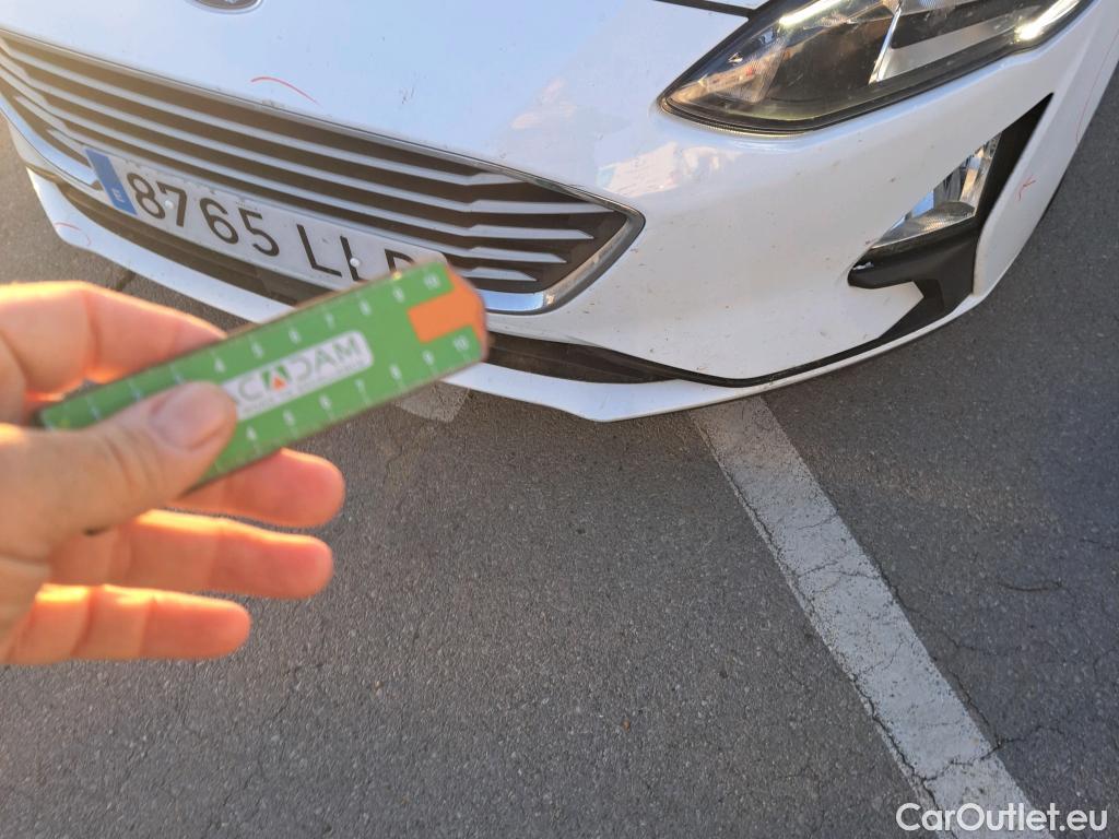  Ford  Focus FORD  / 2018 / 5P / berlina con portón 1.5 Ecoblue 88kW Trend+ #28