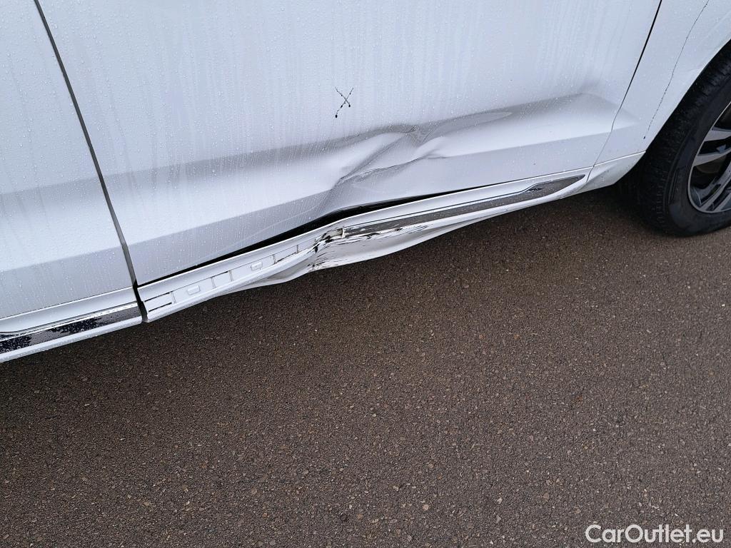  Volvo  XC60 VOLVO  / 2017 / 5P / todoterreno 2.0 T6 AWD Recharge Inscription Exp Auto #9