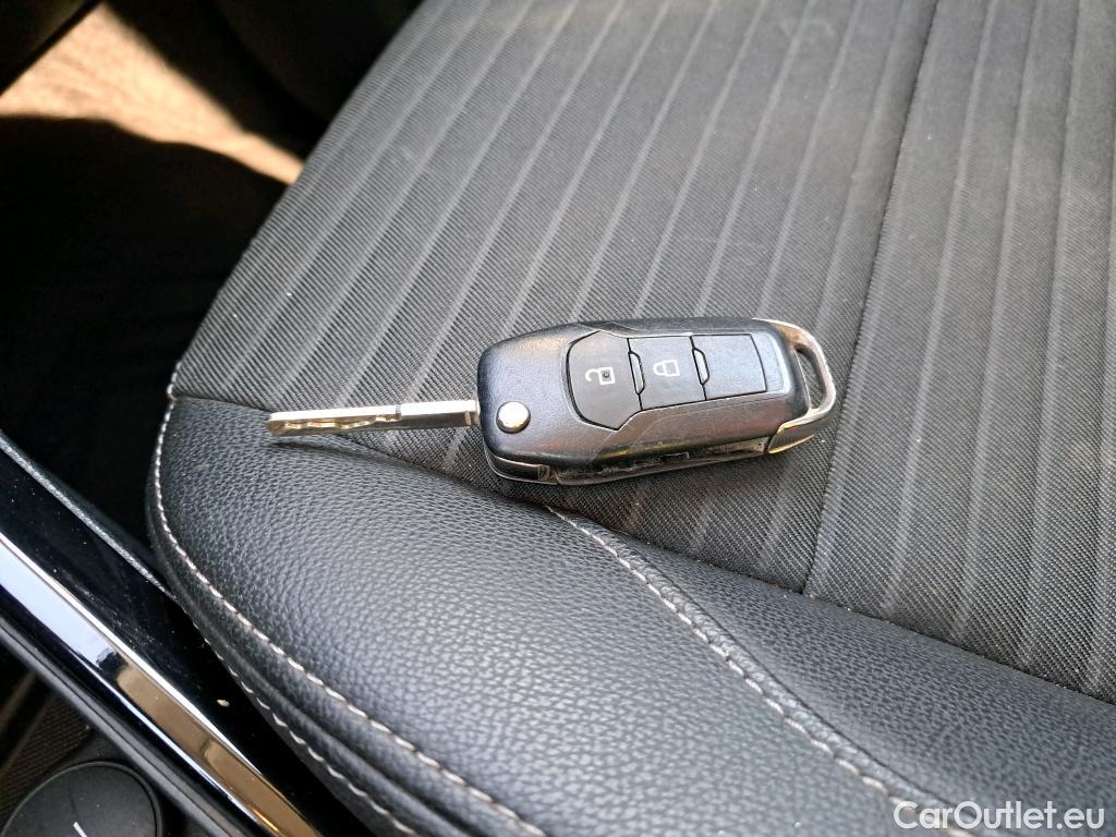  Ford   ECOSPORT FORD / 2017 / 5P / todoterreno 1.0T EcoBoost 92kW (125CV) S&S Titanium #1