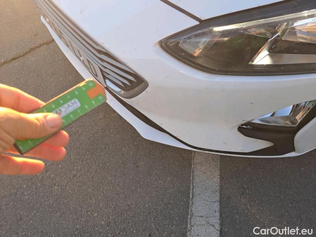  Ford  Focus FORD  / 2018 / 5P / berlina con portón 1.5 Ecoblue 88kW Trend+ #20