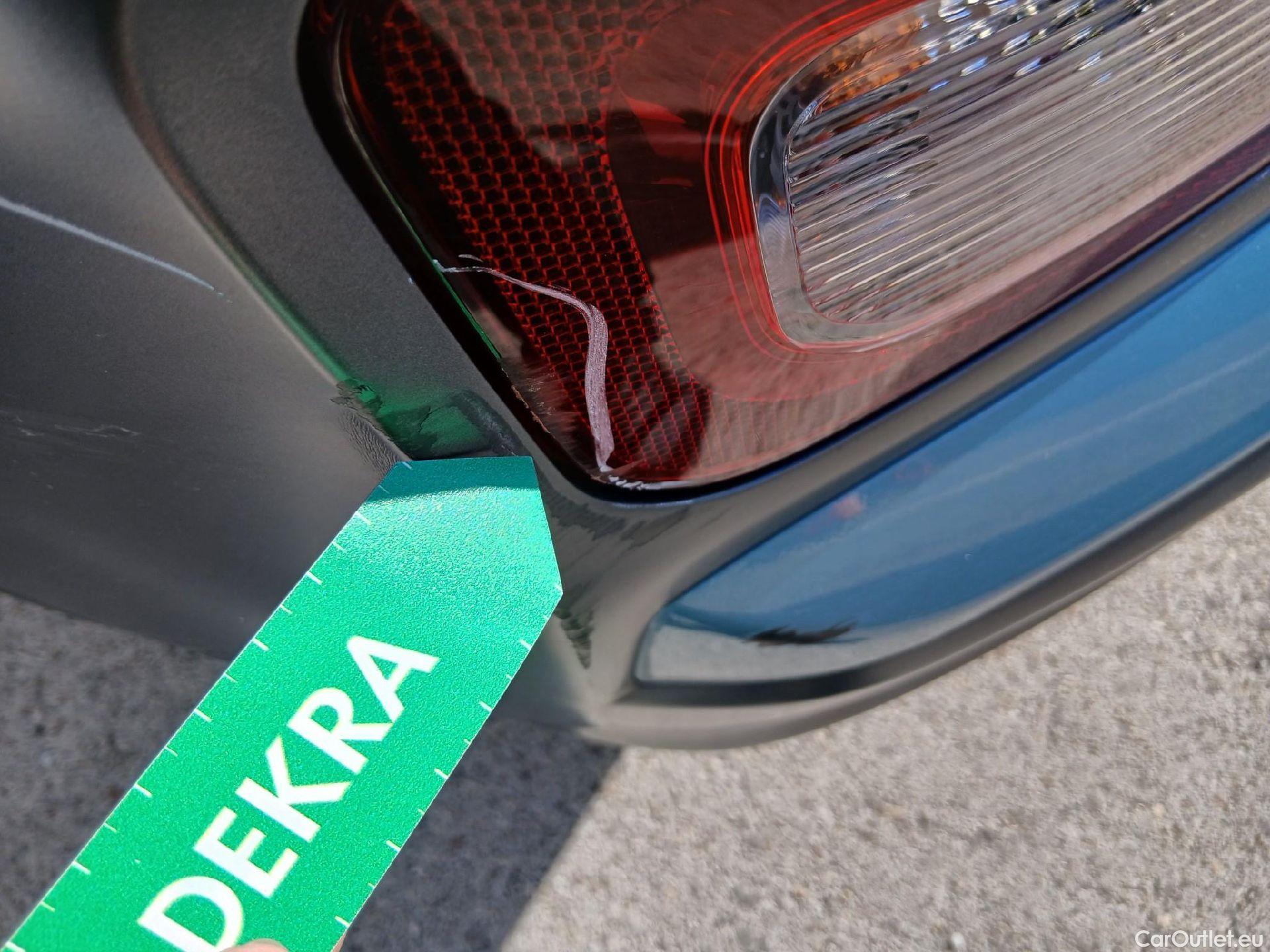  Hyundai  Konna HYUNDAI Kona / 2017 / 5P / todoterreno EV 150kW Tecno #32