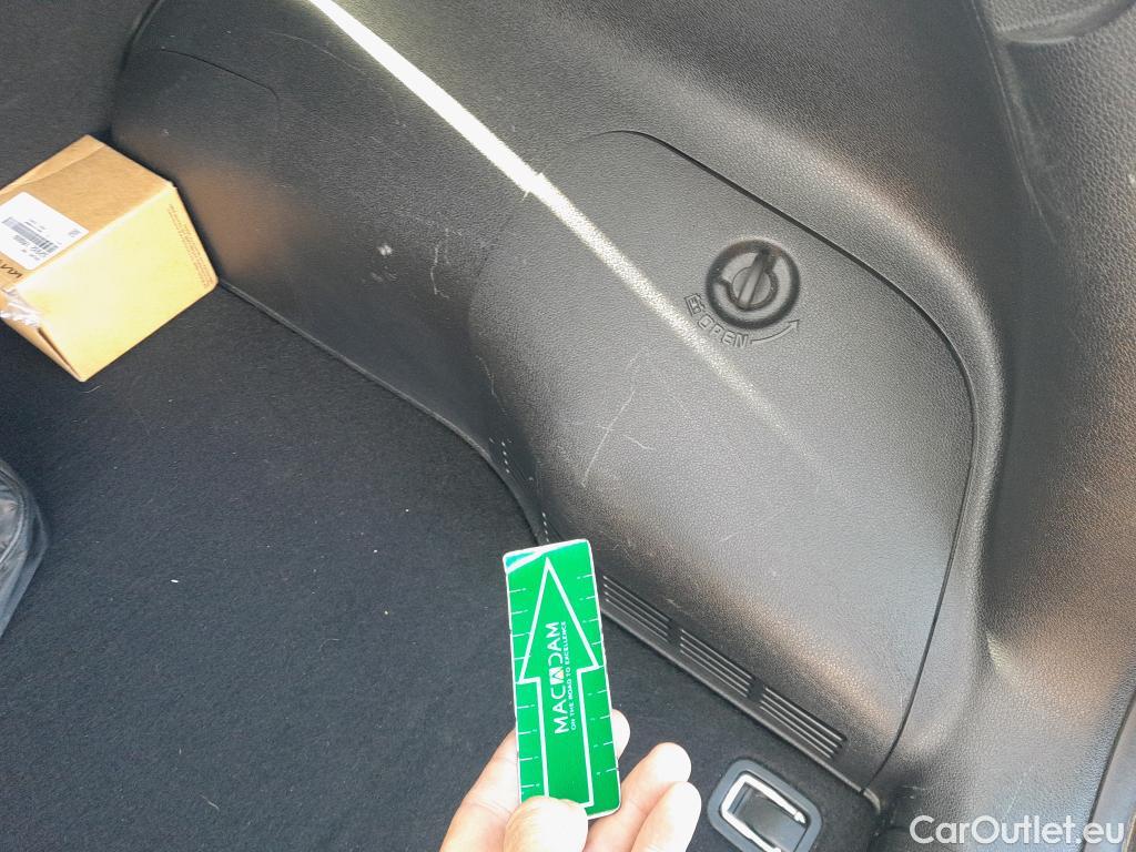  KIA  Niro KIA  1.6 GDi PHEV 104kW (141CV) Drive (AC) #21