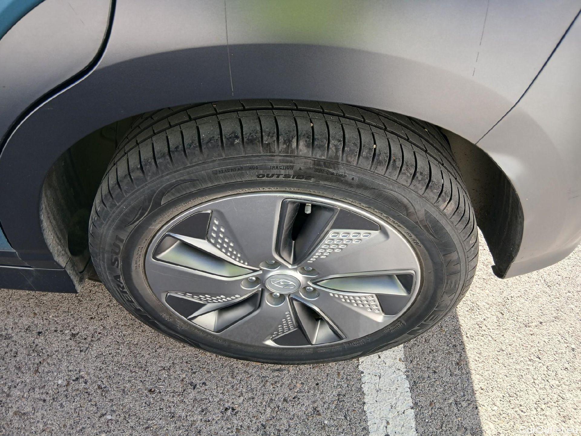  Hyundai  Konna HYUNDAI Kona / 2017 / 5P / todoterreno EV 150kW Tecno #2