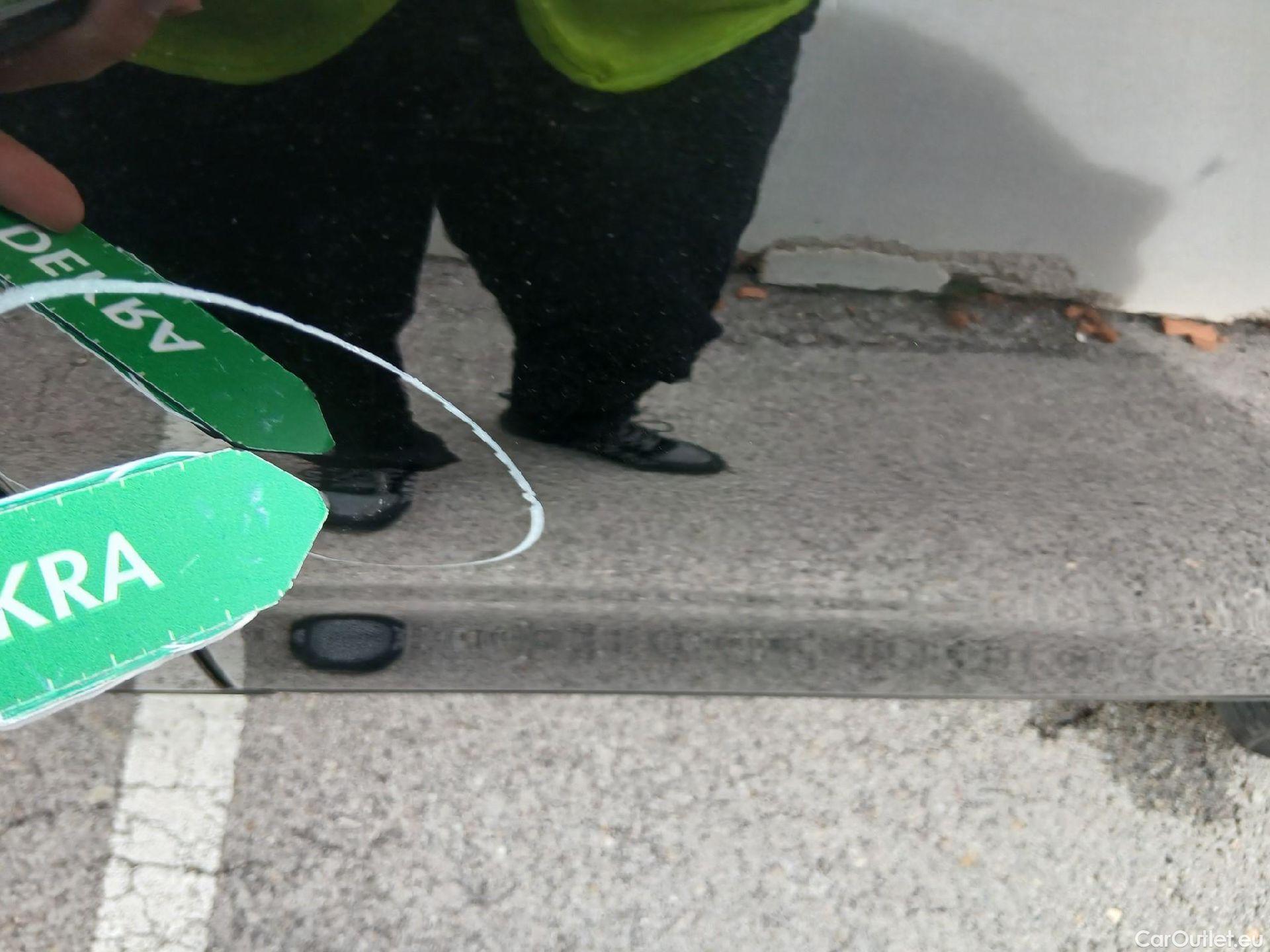  Bmw  X2 BMW  sDrive18i (CX3) #14