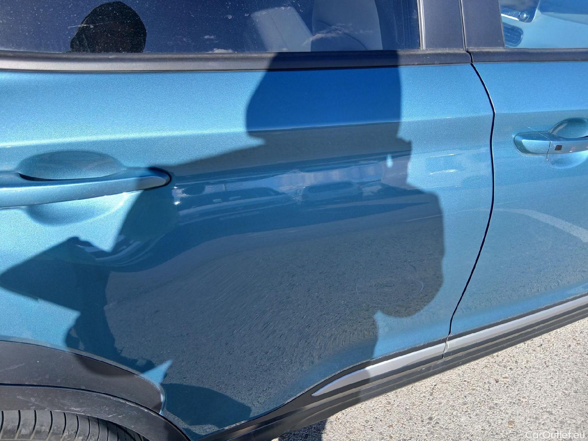  Hyundai  Konna HYUNDAI Kona / 2017 / 5P / todoterreno EV 150kW Tecno #39