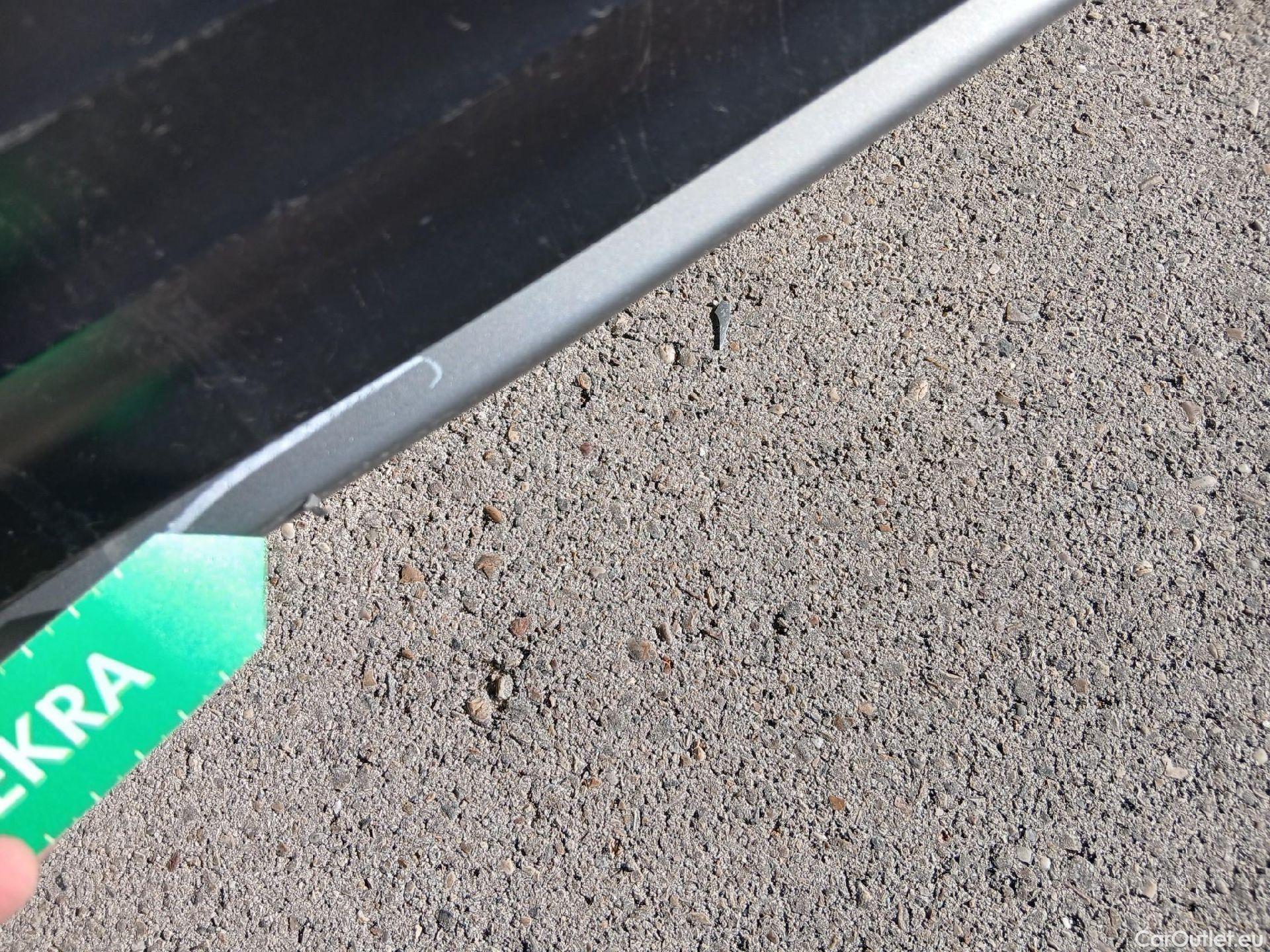  Hyundai  Konna HYUNDAI Kona / 2017 / 5P / todoterreno EV 150kW Tecno #36