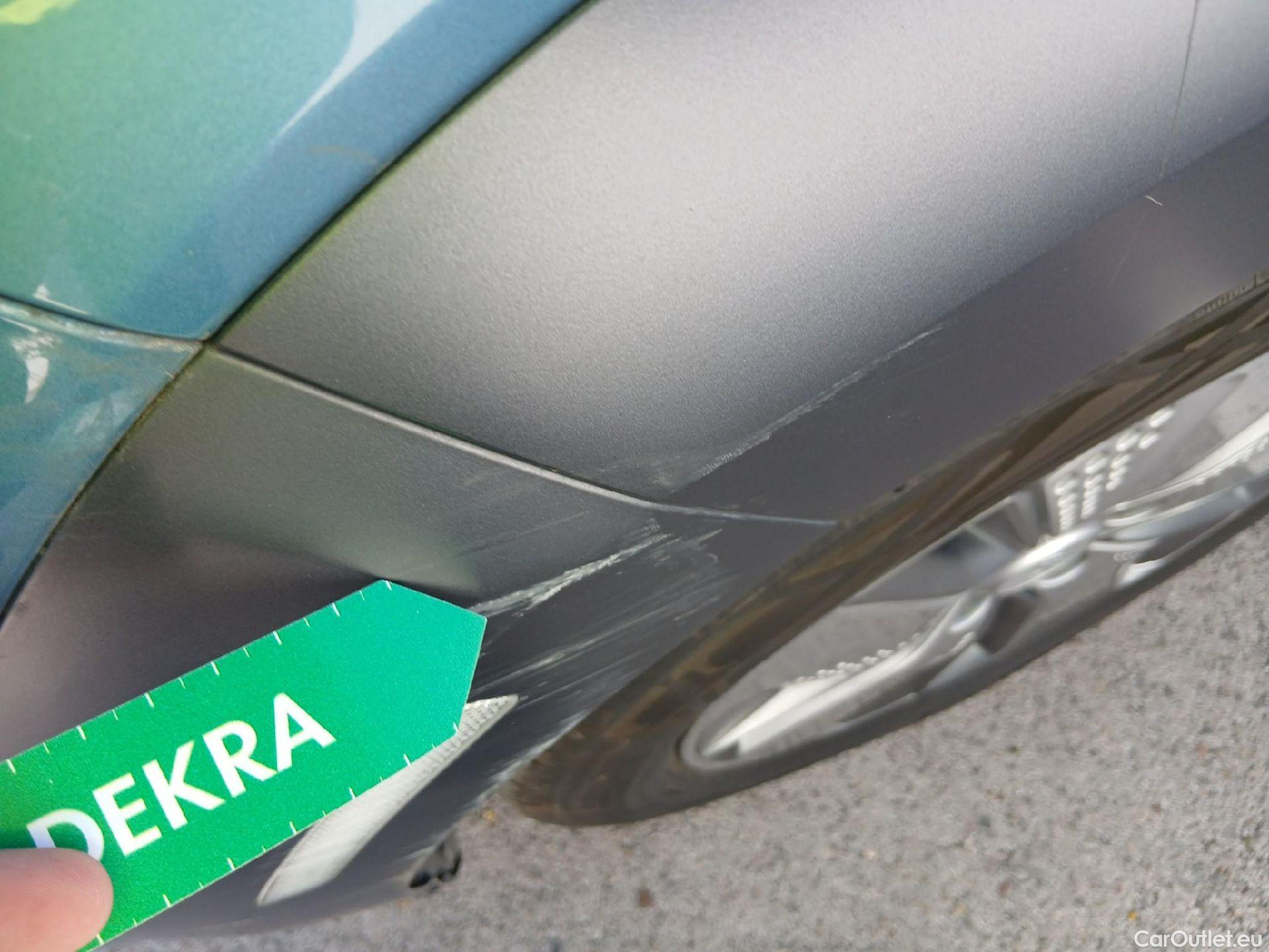  Hyundai  Konna HYUNDAI Kona / 2017 / 5P / todoterreno EV 150kW Tecno #19