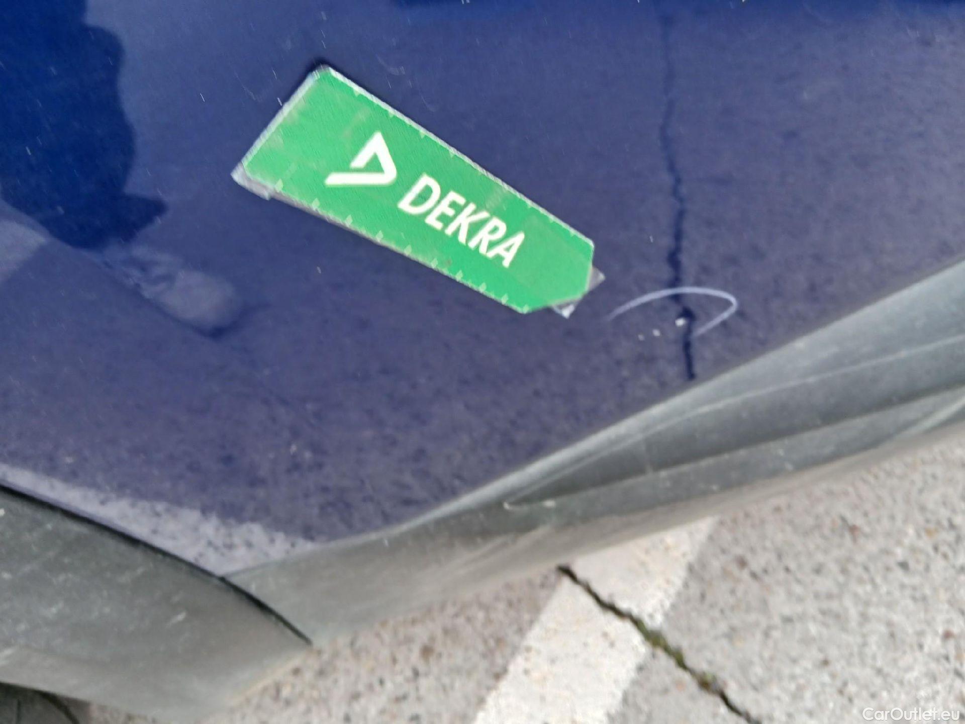  Renault  Captur RENAULT  / 2020 / 5P / todoterreno Intens TCe 90 #15