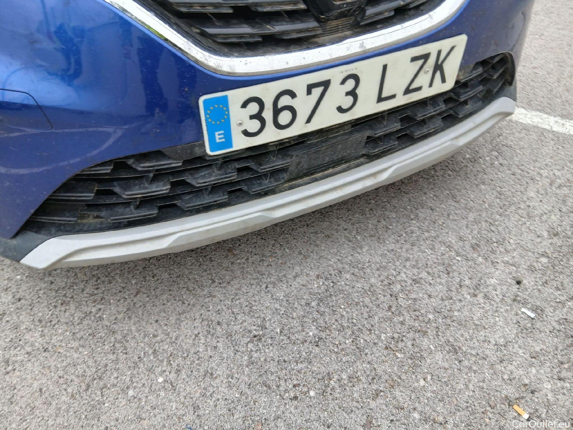  Renault  Captur RENAULT  / 2020 / 5P / todoterreno Intens TCe 90 #4