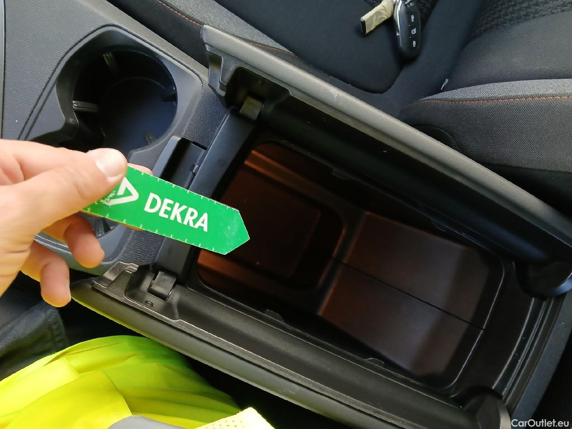  Peugeot  3008 PEUGEOT  / 2020 / 5P / todoterreno 1.5 BlueHDi 96kW (130CV) S&S Active Pack #4