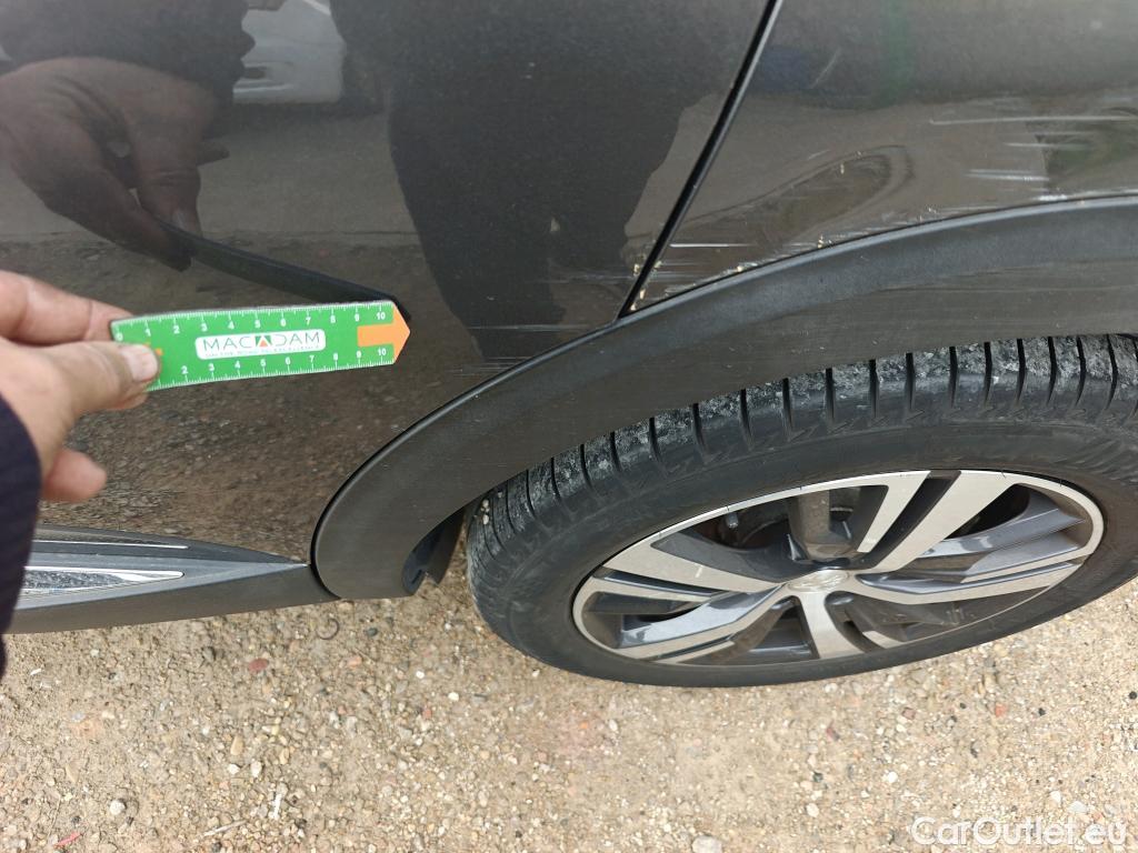  Peugeot  3008 PEUGEOT  / 2020 / 5P / todoterreno 1.5 BlueHDi 96kW (130CV) S&S Allure EAT8 #20