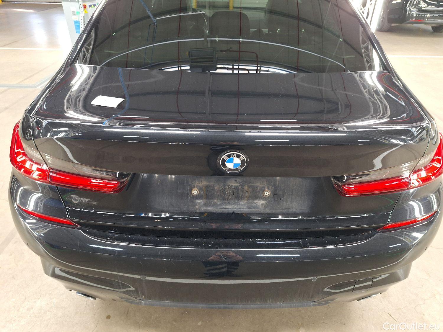  Bmw  Serie 3 BMW, 3-serie '18, BMW 3 Reeks Berline 318dA (100 kW) 4d #31