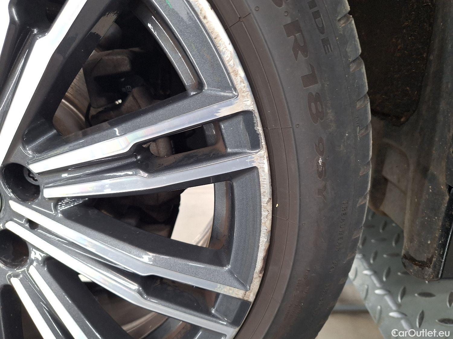  Bmw  Serie 3 BMW, 3-serie '18, BMW 3 Reeks Berline 318dA (100 kW) 4d #18