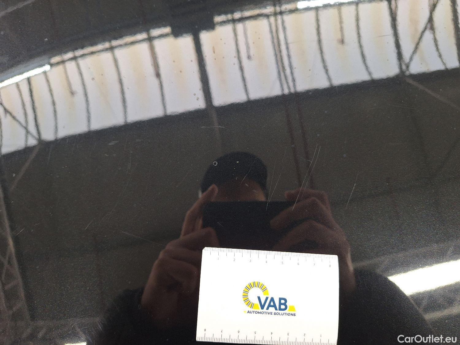  Bmw  Serie 3 BMW, 3-serie '18, BMW 3 Reeks Berline 318dA (100 kW) 4d #32