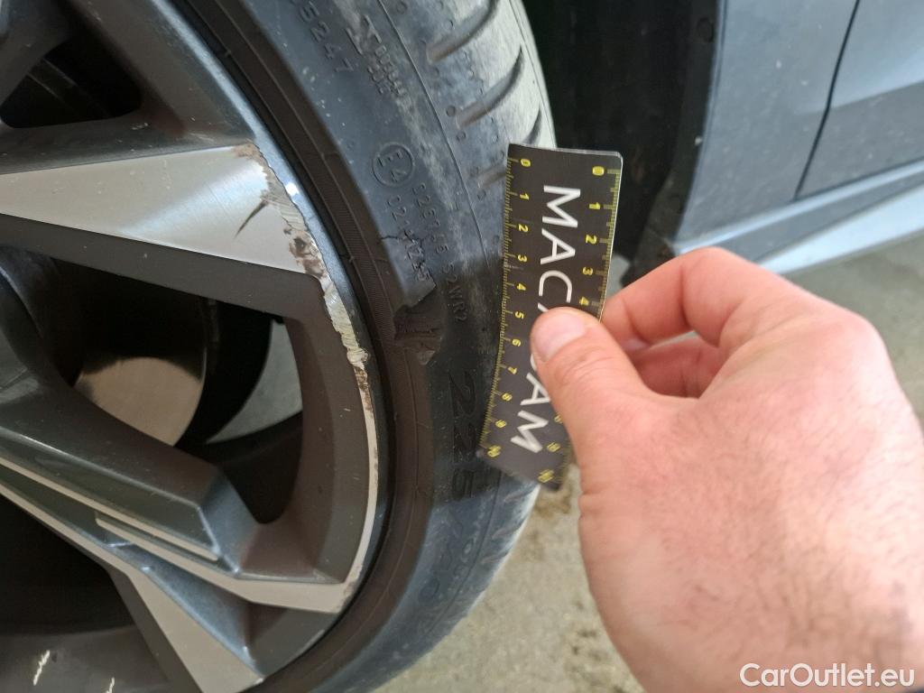  Audi  A3 AUDI  Sportback / 2020 / 5P / Berline 35 TFSI 150 MHEV S Tronic S Line #19