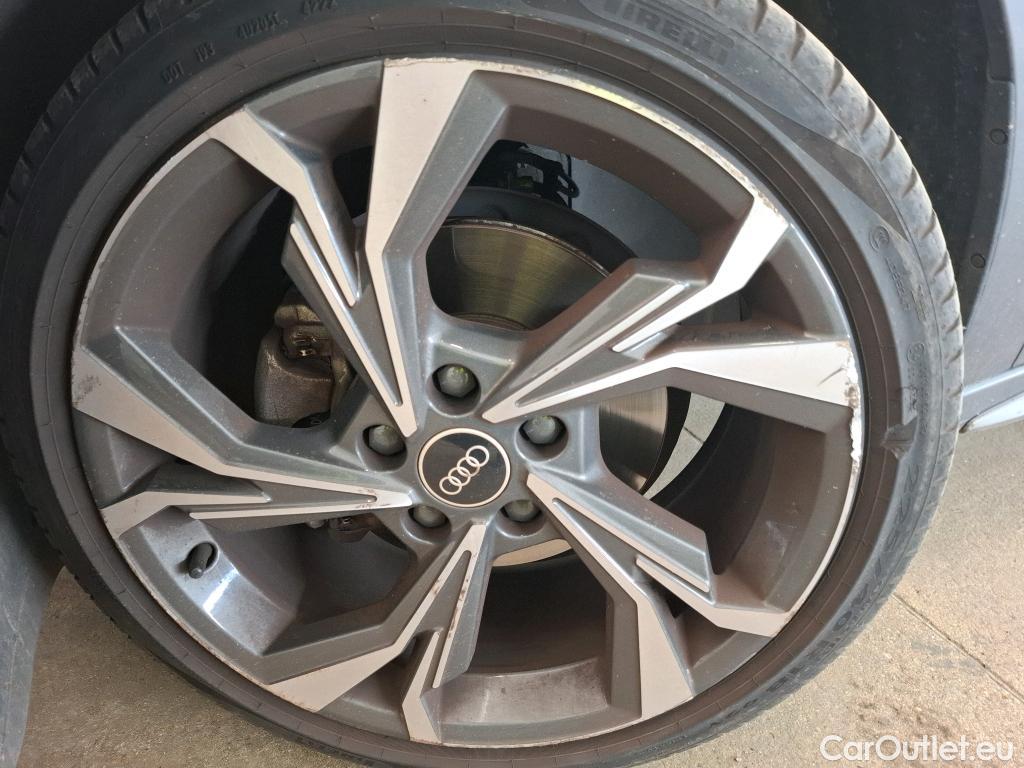  Audi  A3 AUDI  Sportback / 2020 / 5P / Berline 35 TFSI 150 MHEV S Tronic S Line #2