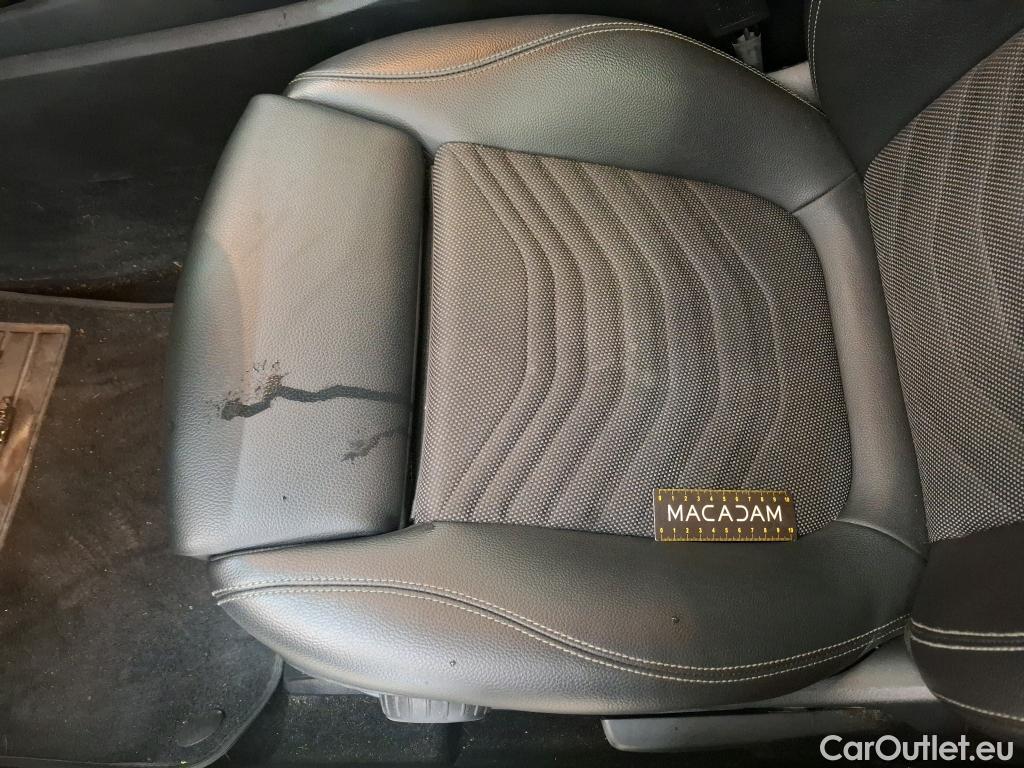  Mercedes  A-Klasse MERCEDES-BENZ Classe A Compact / 2018 / 5P / Berline A 200 d Business Line 8G-DCT #57