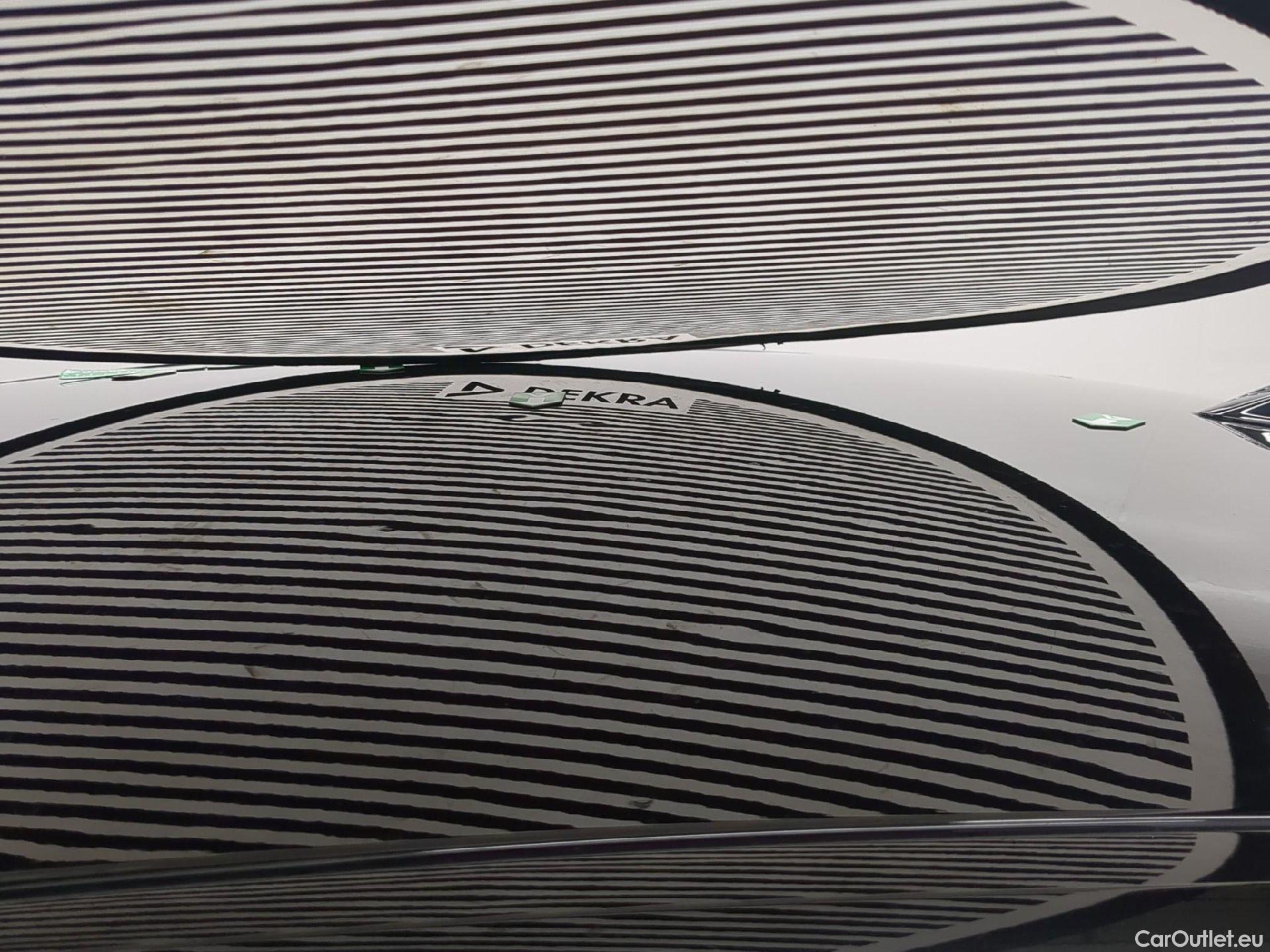  Bmw  Serie 3 BMW Série 3 Berline / 2022 / 4P / Berline 320e 204ch Business Design BVA8 Hybride #24