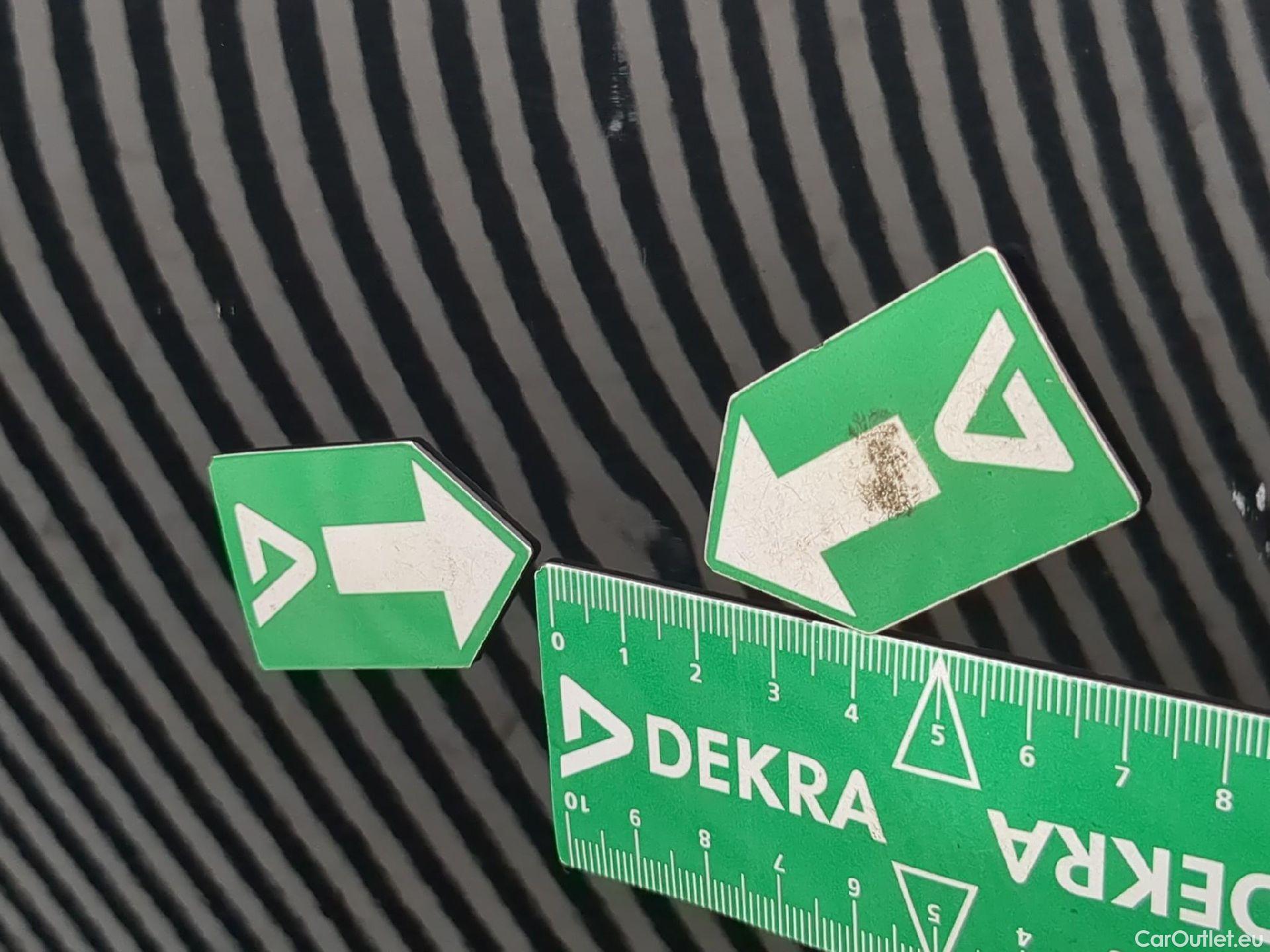  Bmw  Serie 3 BMW Série 3 Berline / 2022 / 4P / Berline 320e 204ch Business Design BVA8 Hybride #31