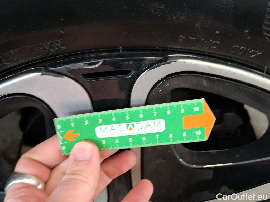  Citroen  C3 CITROEN  / 2020 / 5P / Berline PureTech 83 S&S BVM Feel Pack #4