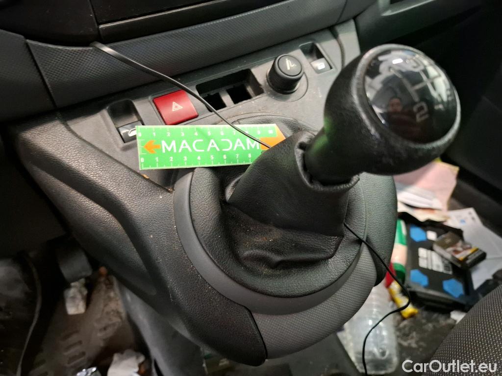  Citroen  Berlingo  Fourgon Club L1 (Court) 1.6 BlueHDi 75CV BVM5 E6 #39