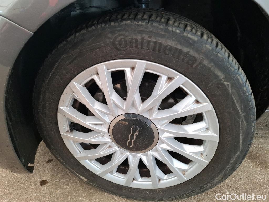  Fiat  500 FIAT   2015  3P  Berline Hybrid 10 BSG 70 ch Dolcevita #10