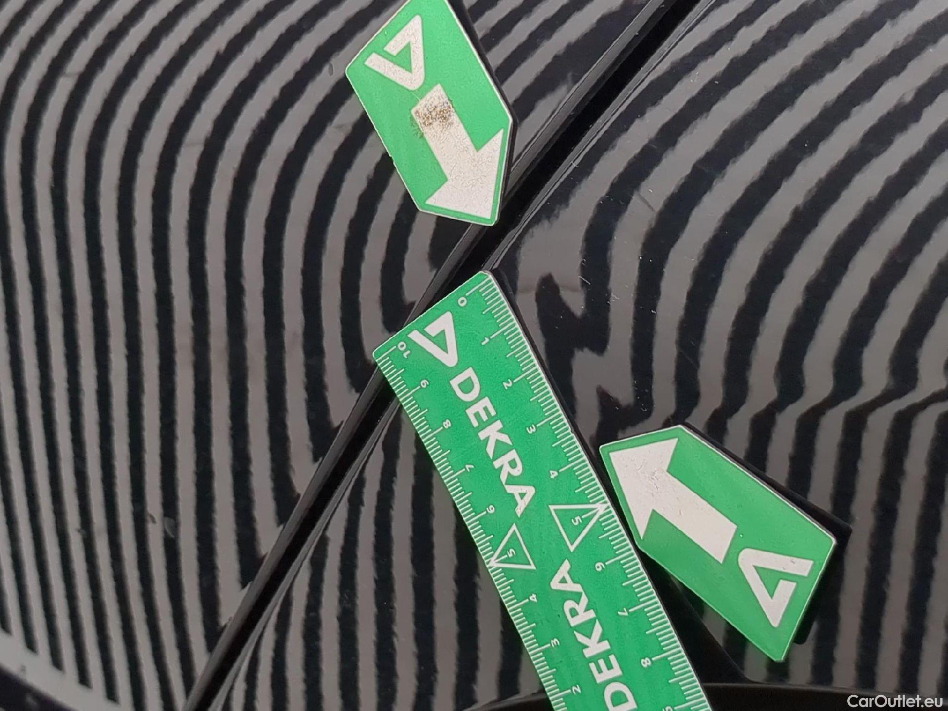  Bmw  Serie 3 BMW Série 3 Berline / 2022 / 4P / Berline 320e 204ch Business Design BVA8 Hybride #34