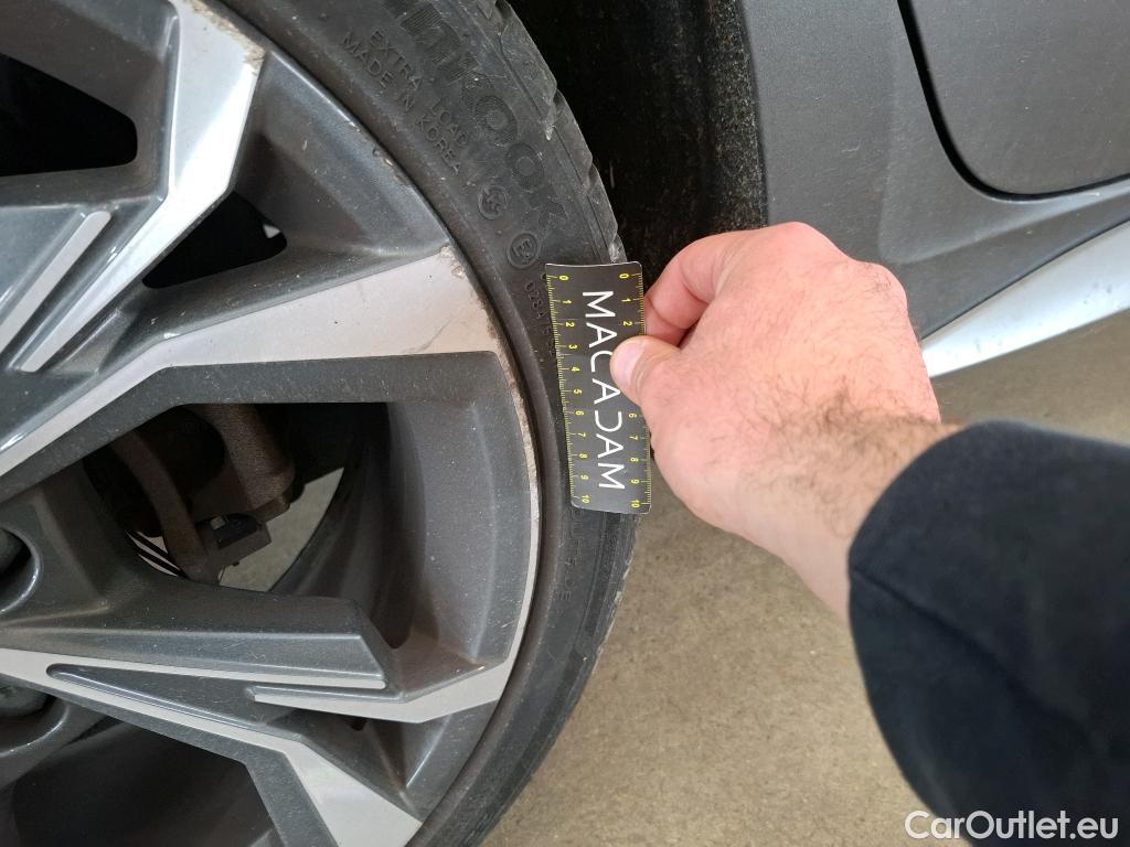  Audi  A3 AUDI  Sportback / 2020 / 5P / Berline 35 TFSI 150 MHEV S Tronic S Line #28