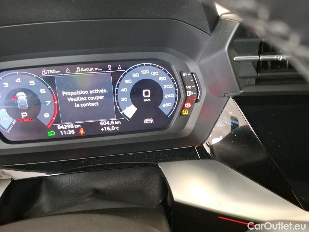  Audi  A3 AUDI  Sportback / 2020 / 5P / Berline 35 TFSI 150 MHEV S Tronic S Line #37