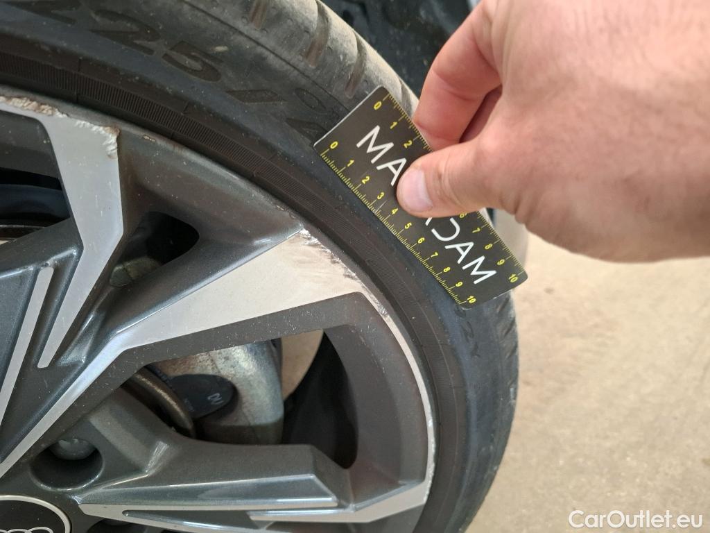  Audi  A3 AUDI  Sportback / 2020 / 5P / Berline 35 TFSI 150 MHEV S Tronic S Line #32