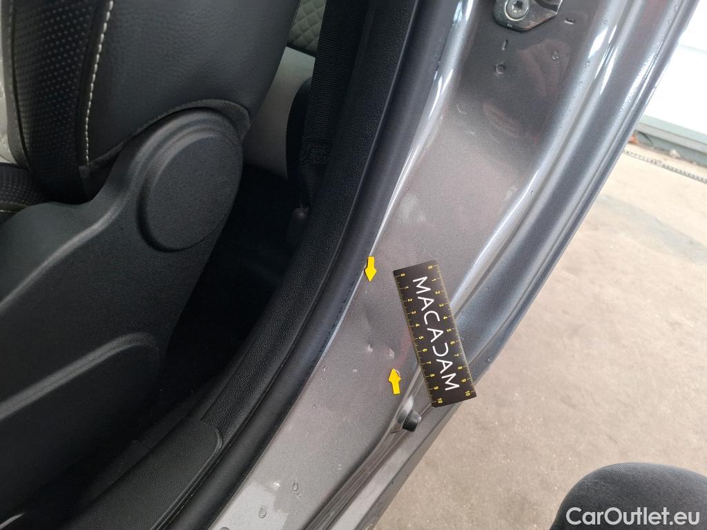  Fiat  500 FIAT   2015  3P  Berline Hybrid 10 BSG 70 ch Dolcevita #4