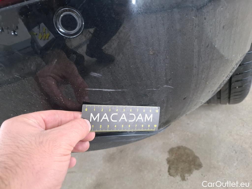  Mercedes  A-Klasse MERCEDES-BENZ Classe A Compact / 2018 / 5P / Berline A 200 d Business Line 8G-DCT #11