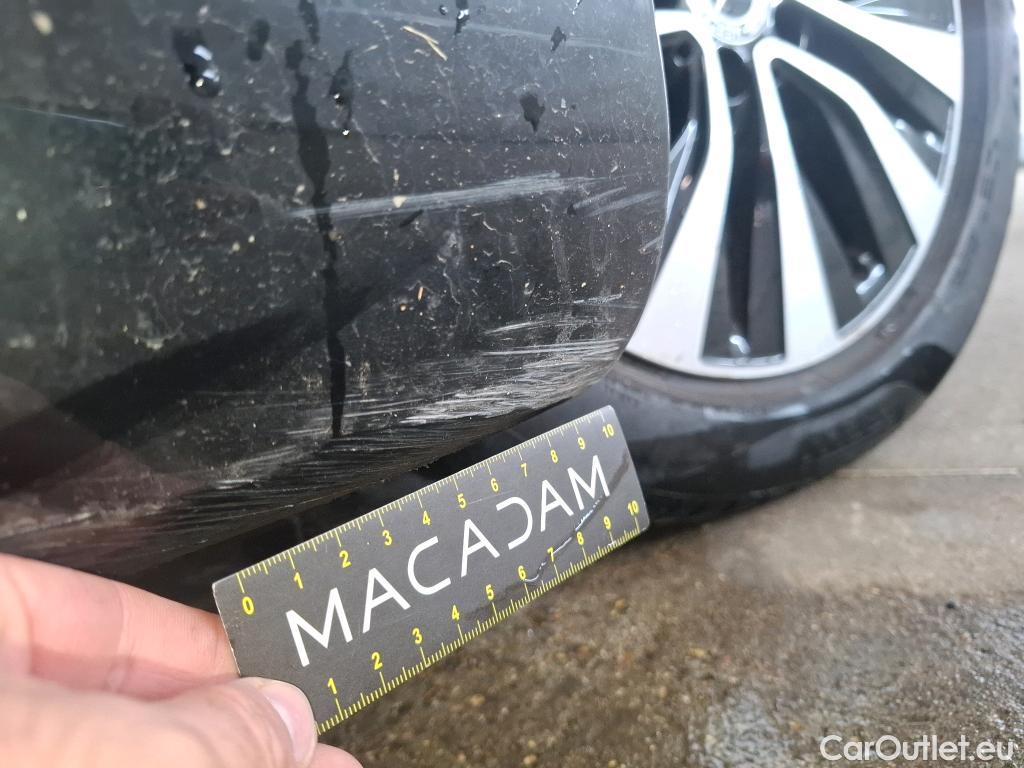  Mercedes  A-Klasse MERCEDES-BENZ Classe A Compact / 2018 / 5P / Berline A 200 d Business Line 8G-DCT #26