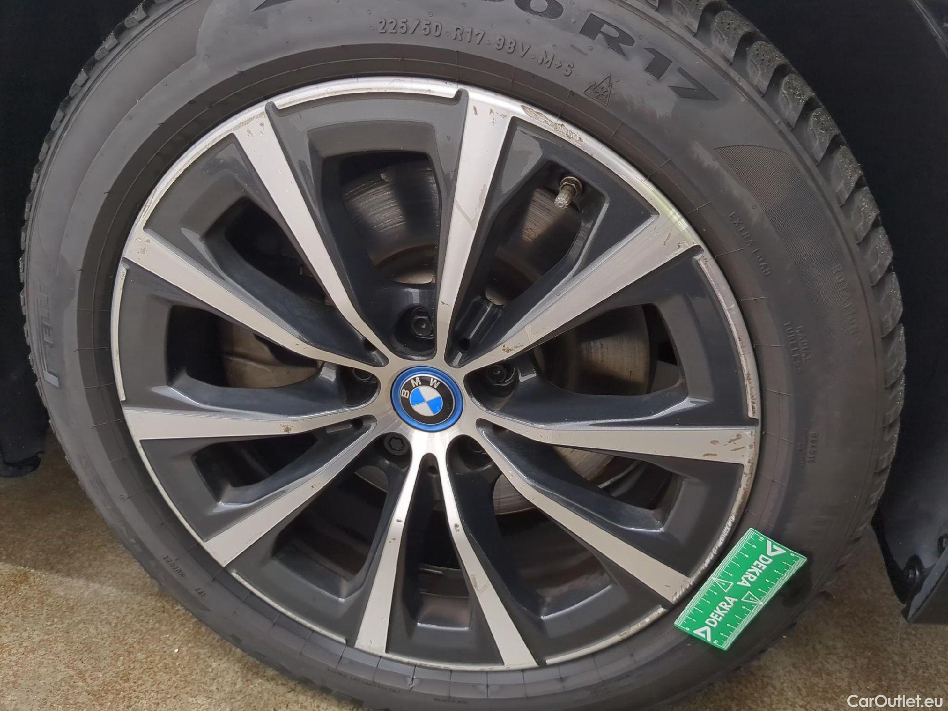  Bmw  Serie 3 BMW Série 3 Berline / 2022 / 4P / Berline 320e 204ch Business Design BVA8 Hybride #6