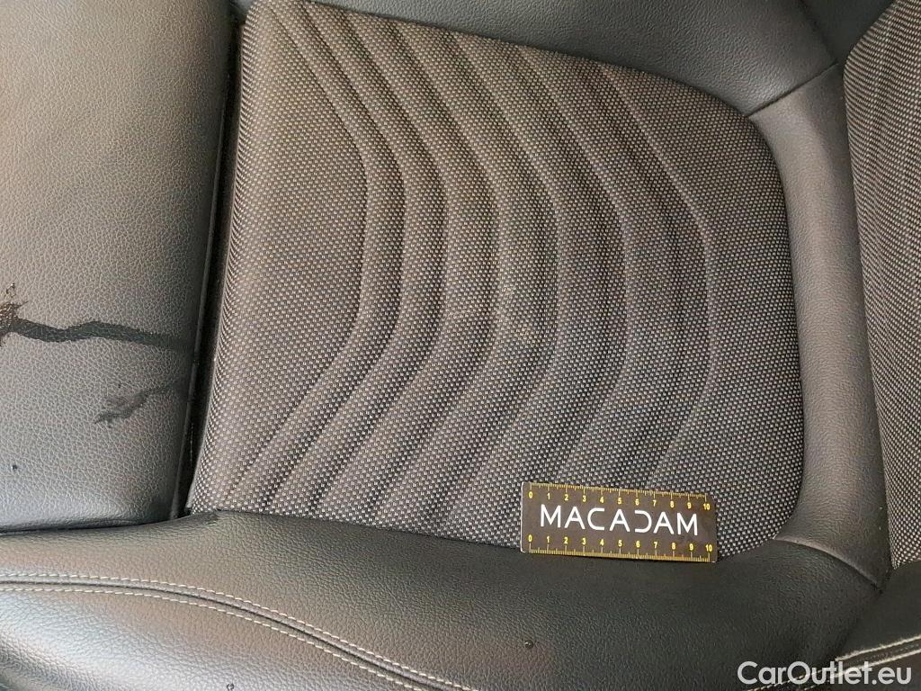  Mercedes  A-Klasse MERCEDES-BENZ Classe A Compact / 2018 / 5P / Berline A 200 d Business Line 8G-DCT #56