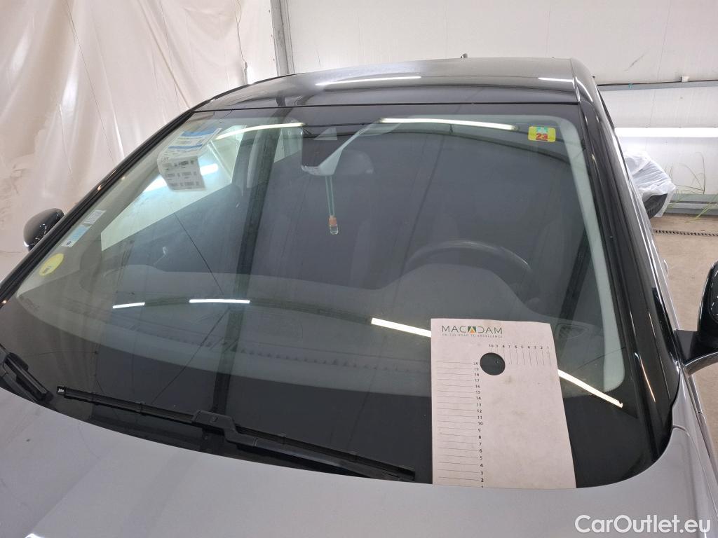  Opel   Grandland X OPEL / 2017 / 5P / SUV 1.5 DIESEL 130 ELITE #46