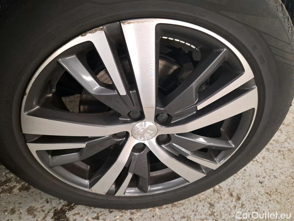  Peugeot  5008  Allure 1.2 PureTech 130CV BVA8 7 Sieges E6d #18