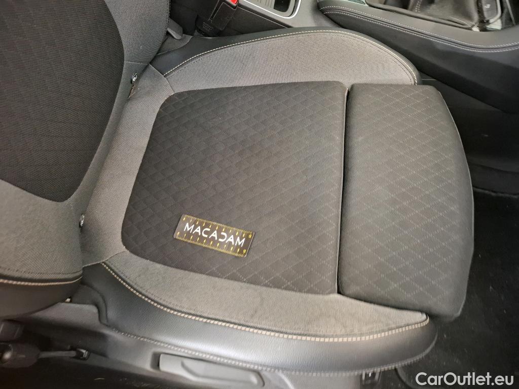  Opel   Grandland X OPEL / 2017 / 5P / SUV 1.5 DIESEL 130 ELITE #48