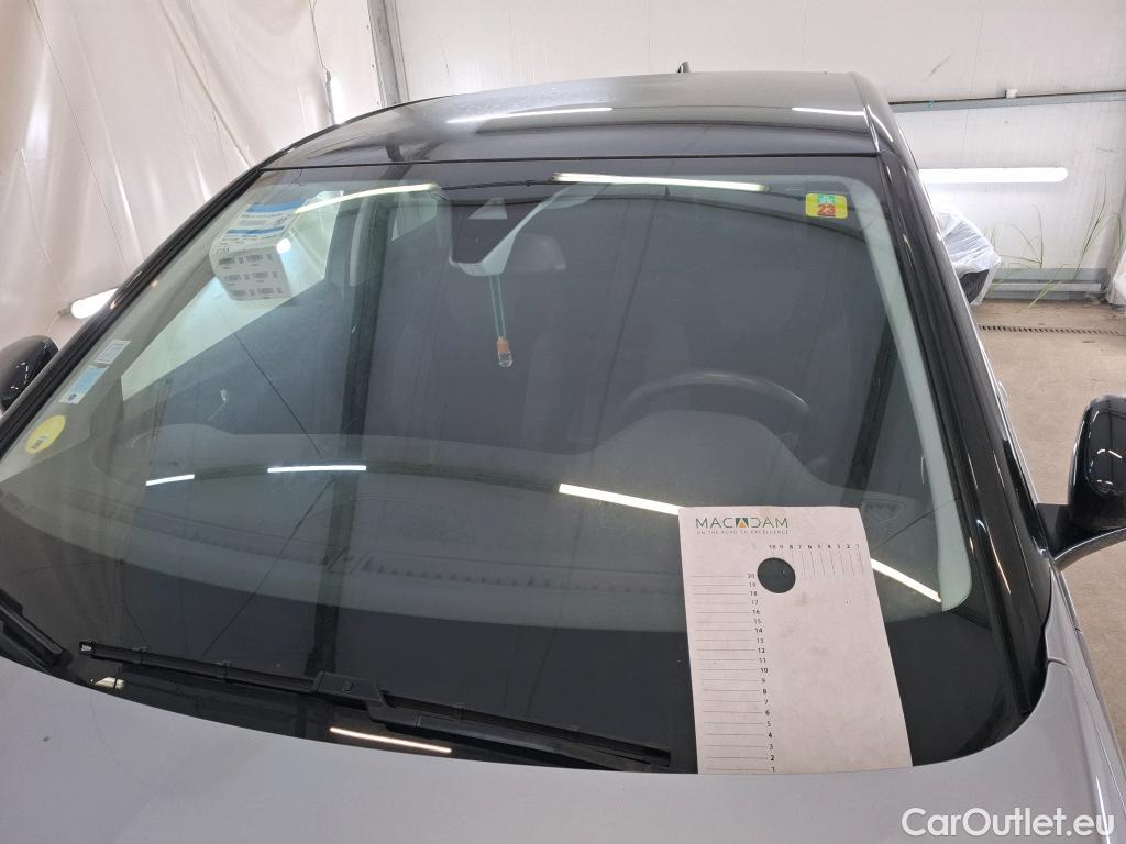  Opel   Grandland X OPEL / 2017 / 5P / SUV 1.5 DIESEL 130 ELITE #31