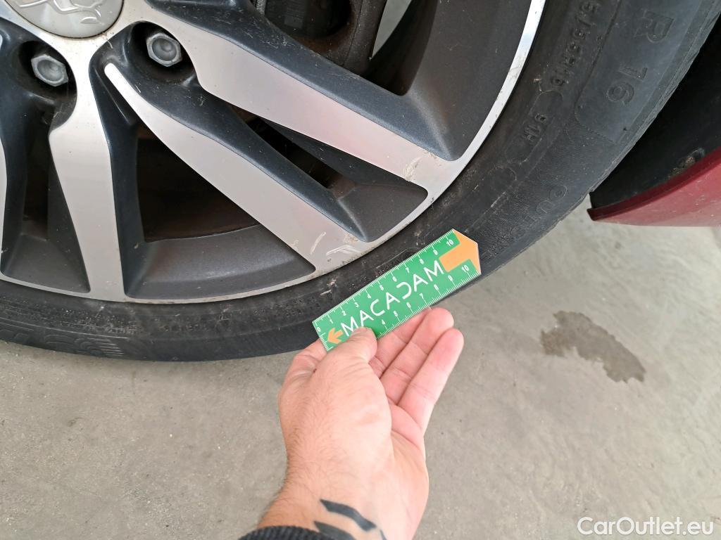  Peugeot  308  SW Allure Business 1.5 HDi 130CV BVA8 E6d #38